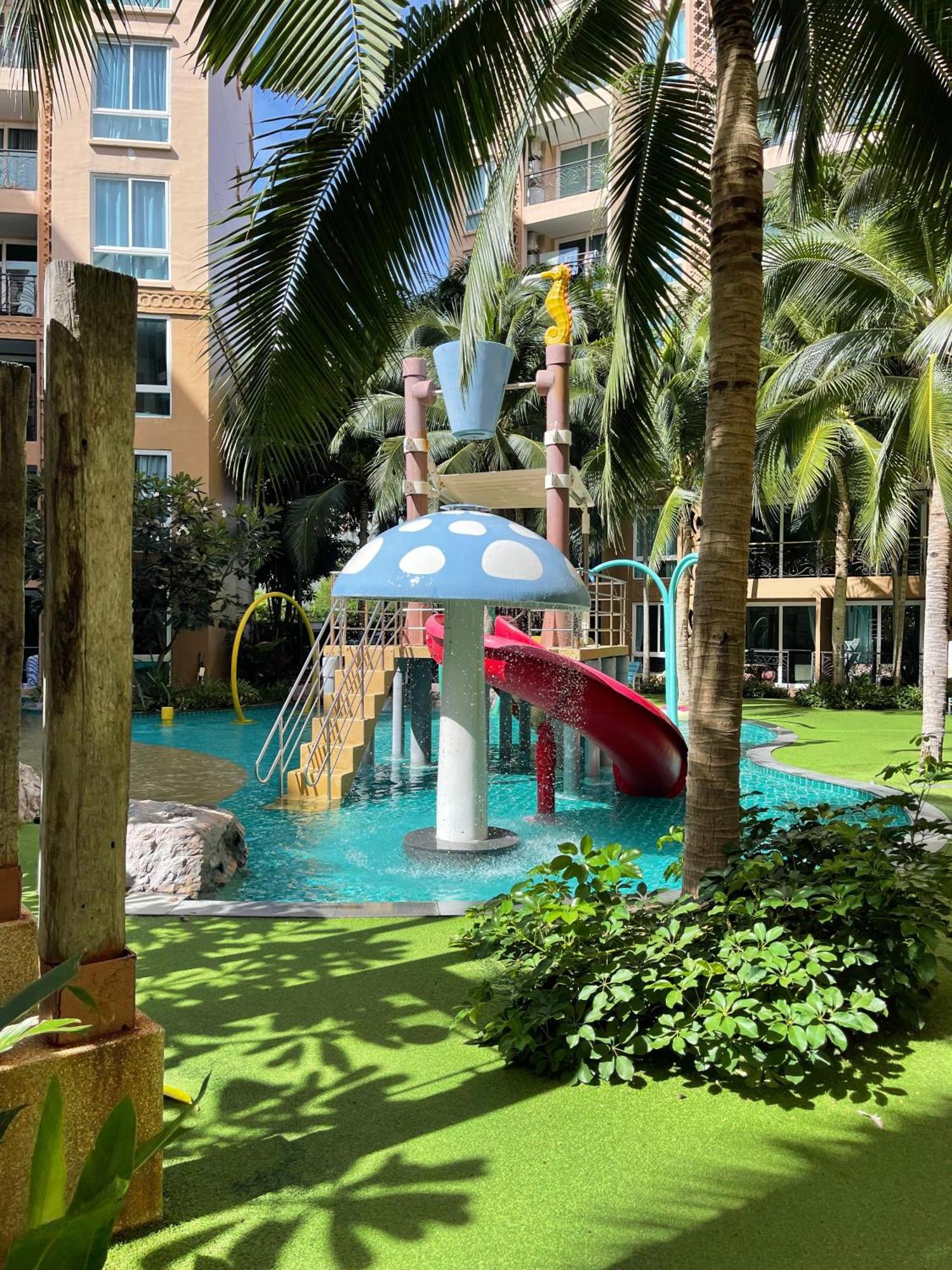 Atlantis Condo Resort Jomtien Beach Eksteriør billede